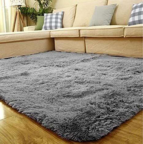 5*8 FLUFFY CARPET (GREY)